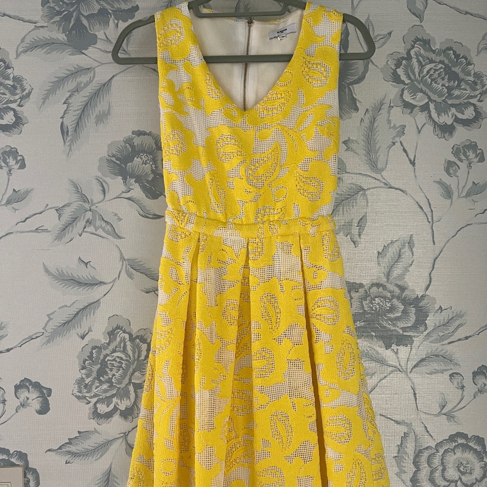 SUNCOO Paris Women's yellow lace dress